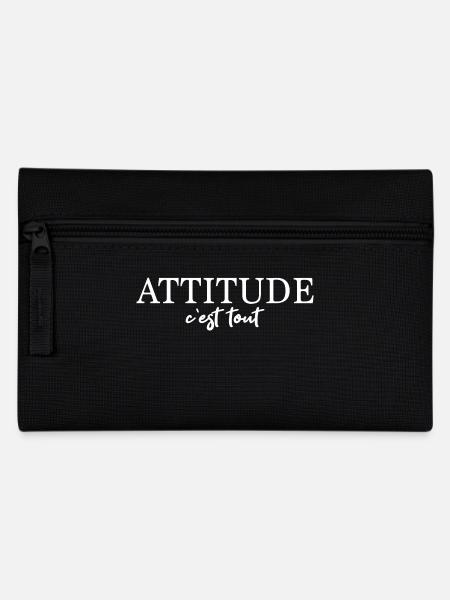 Attitude C'est Tout Spruch Französisch - Federtasche - Schwarz