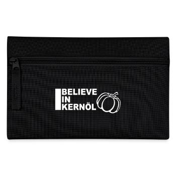I believe in Kernöl - Federtasche - Schwarz - Vorne