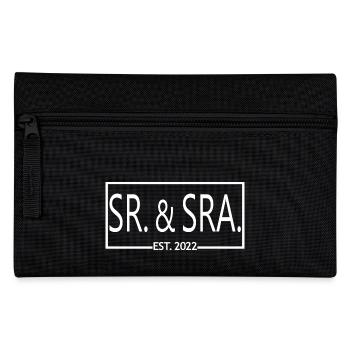 Sr. & Sra. Est. 2022 - Hochzeitsgeschenk für Männer & Frauen - Federtasche - Schwarz - Vorne