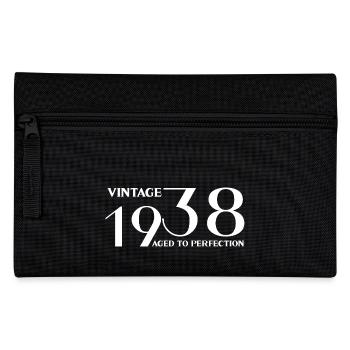 Jahrgang 1938 bis zur Perfektion gealtert - Federtasche - Schwarz - Vorne