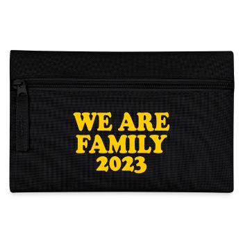 We are family 2023 - Trousse - noir - Devant