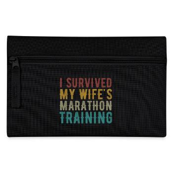 Ehefrauen Trainingsplan Lustiges Triathlon Geschenk - Federtasche - Schwarz - Vorne