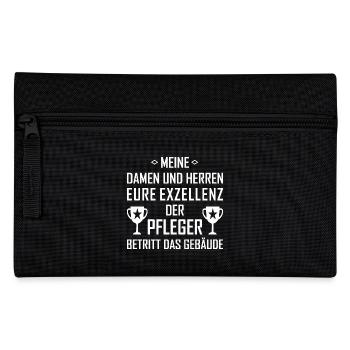 Der Pfleger - Federtasche - Schwarz - Vorne