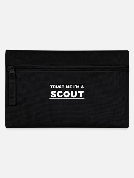 TRUST ME I'M A SCOUT Gift - Pencil Case - black