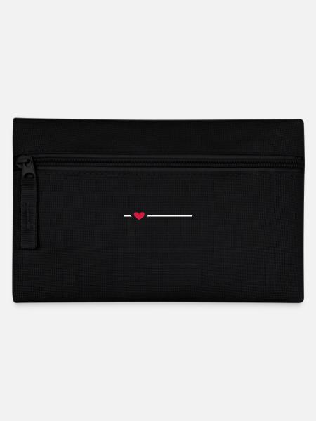 Line heart dash ornament - Pencil Case - black
