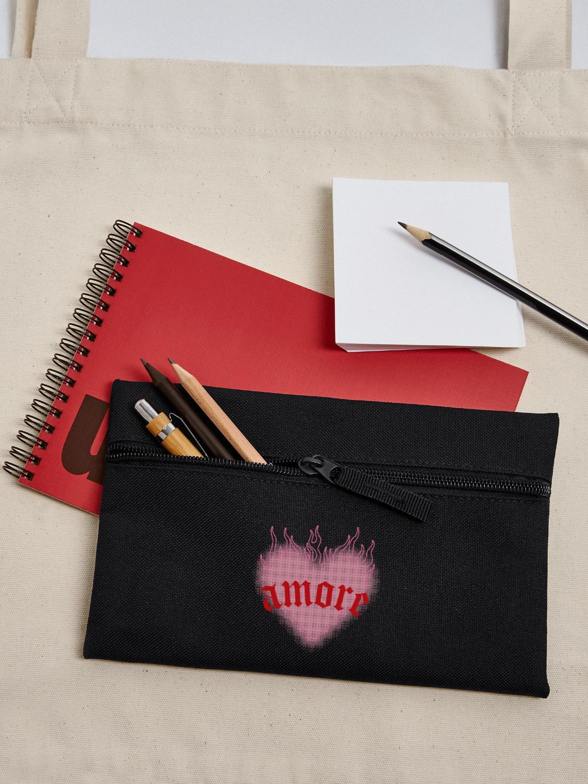Brennende Liebe - Federtasche - Schwarz - Vorne