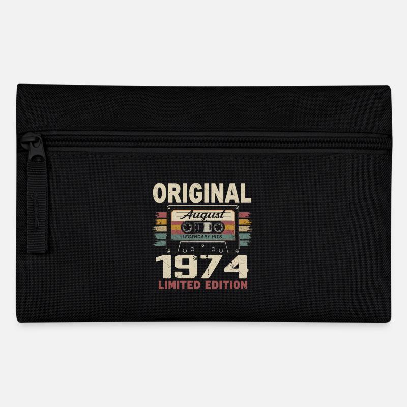 August 1974 August 1974 Geschenk August 1974 August 1974 - Federtasche - Schwarz