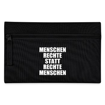 Gegen rechts - Federtasche - Schwarz - Vorne
