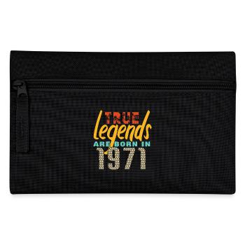 Die True Legends wurden 1971 geboren. Jahr 2025. - Federtasche - Schwarz - Vorne