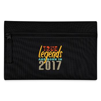 Les vrais légendes sont nés en 2017. Année 2025. - Trousse - noir - Devant