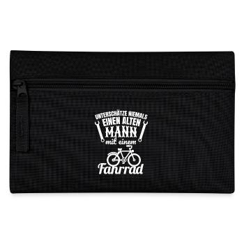 Unterschätze niemals einen alten Mann mit Fahrrad. - Federtasche - Schwarz - Vorne