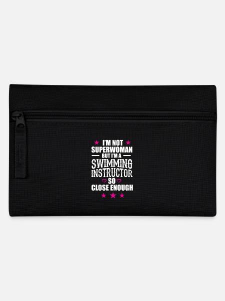 Ich bin keine Superfrau, aber ich bin.. - Geschenk - Federtasche - Schwarz