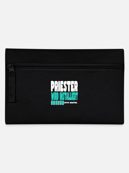 Priester wird installiert - Federtasche - Schwarz