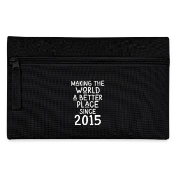 Making the World a better place since 2015 - Federtasche - Schwarz - Vorne