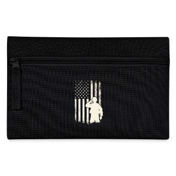 Soldier Salutes Flag – Veterans Day and 4th of July - Pencil Case - black - Front