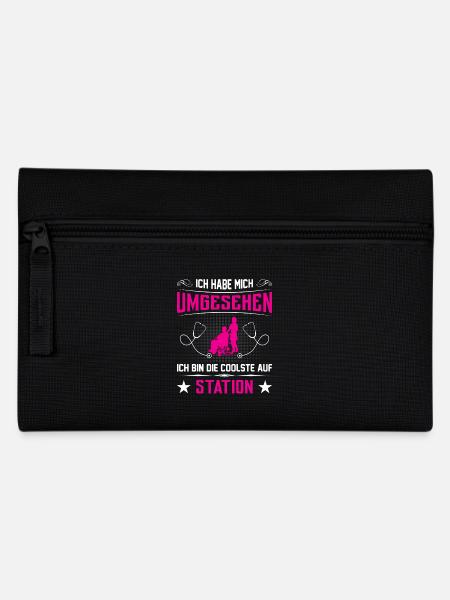 Altenpfleger Geschenk Altenpflege Pflegefachkraft - Federtasche - Schwarz
