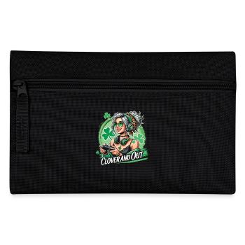St. Patrick's Day Girl Gamerlook clover and out - Pencil Case - black - Front