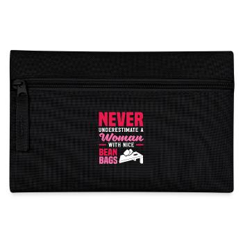 Cornhole player : Ne sous-estimez jamais un - Trousse - noir - Devant