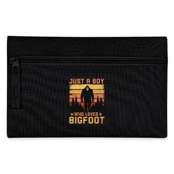 Just a Boy Who Loves Bigfoot - Federtasche - Schwarz - Vorne