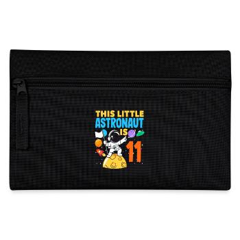 This little astronaut turns 11 years old - Pencil Case - black - Front