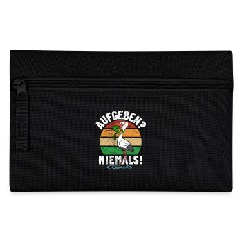 Frosch und Storch - Aufgeben? Niemals! - Spruch - Federtasche - Schwarz - Vorne