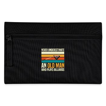 Never Underestimate An Old Man Billiards - Federtasche - Schwarz - Vorne