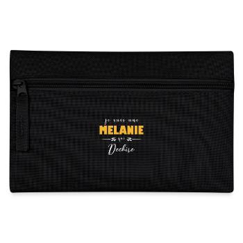 T-Shirt Ich bin eine Melanie, die rockt - Federtasche - Schwarz - Vorne