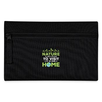 Nature Is Not A Place To Visit Planet Earth Day - Federtasche - Schwarz - Vorne