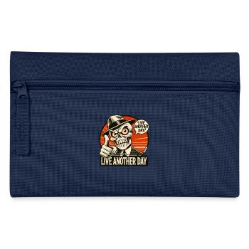 Lebe einen weiteren Tag, Spruch von Mr. Totenkopf - Federtasche - Navy - Vorne