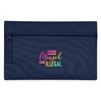 Kein Mensch ist illegal - FCK NZS - Federtasche - Navy - Vorne