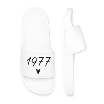 1977 Heart Anniversary - Men’s Pool Sliders - white - Front