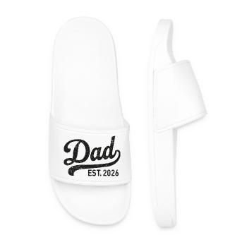 Dad Est. 2026 Retro Script - Männer Badelatschen - Weiß - Vorne
