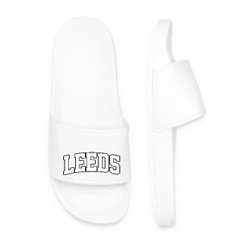 Leeds logo: British-style collegiate design - Men’s Pool Sliders - white - Front