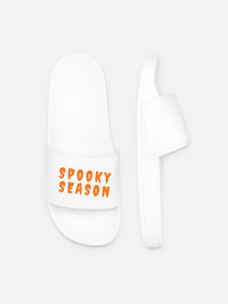 Spooky Season – Pumpkin Orange Typography - Männer Badelatschen - Weiß