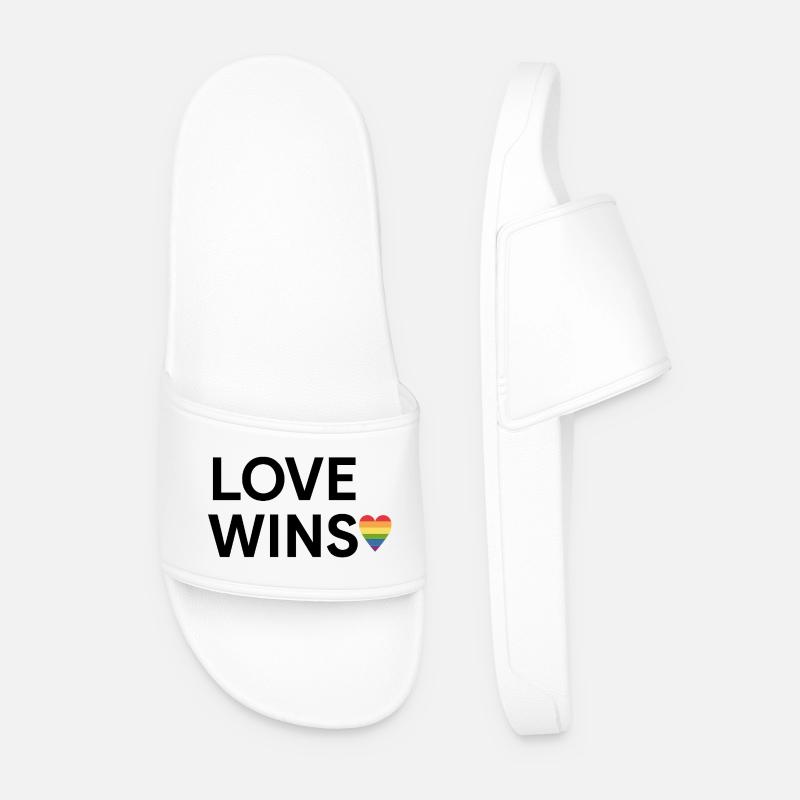 Liebe gewinnt Regenbogen-Herz-Design - Männer Badelatschen - Weiß