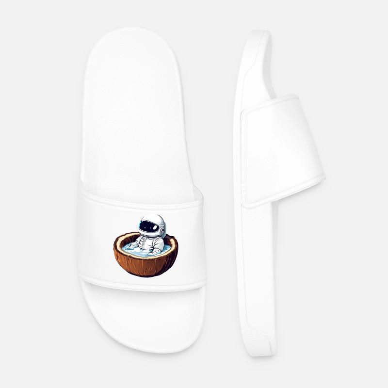 Astronaut bathes in coconut - Funny - Men’s Pool Sliders - white