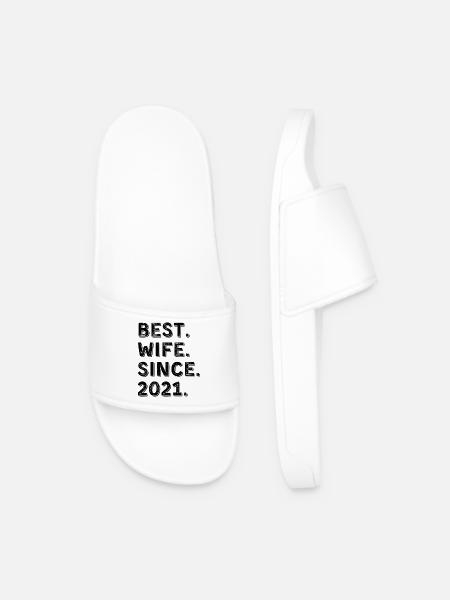 Best Wife Since 2021 5 Year Anniversary Gift - Men’s Pool Sliders - white