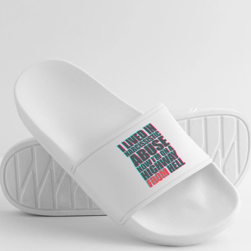 Conception de message de protestation de texte en gras Claquettes Homme