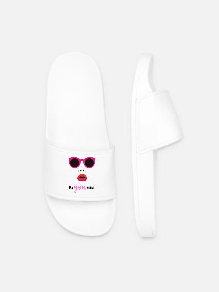 Female skull with sunglasses and lips - Men’s Pool Sliders - white