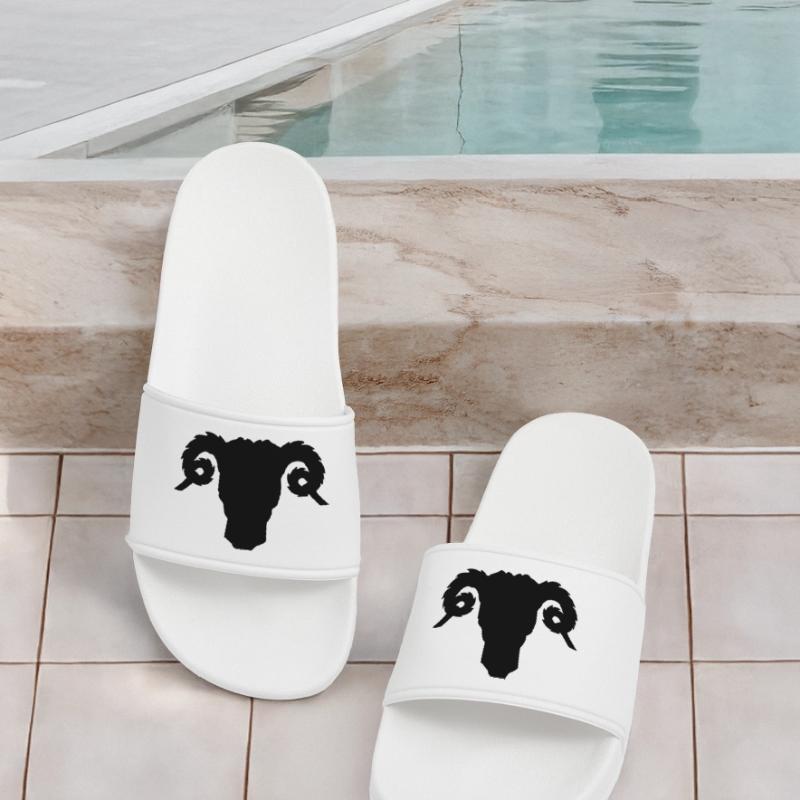 Bock- oder Rammkopfschattenbild Männer Badelatschen