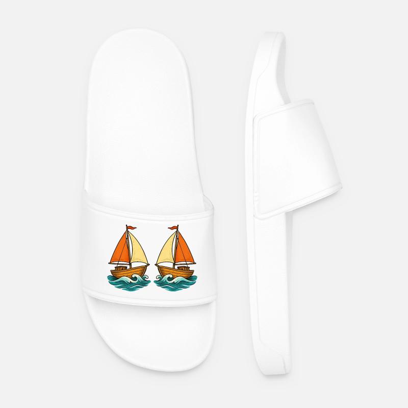 Segelboote im Meer - Männer Badelatschen - Weiß