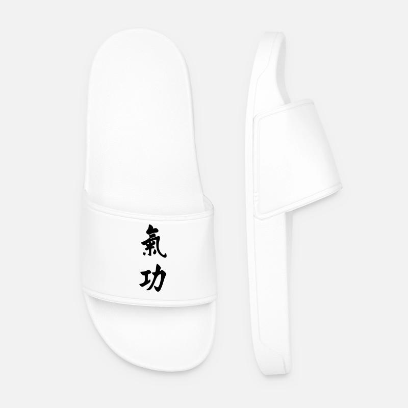 QI gong writing vertical - Men’s Pool Sliders - white