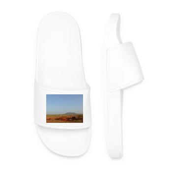 Horizon désertique et sols rouges - Claquettes Homme - blanc - Devant