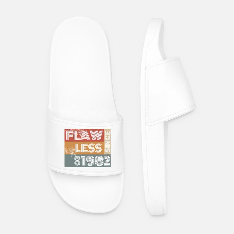 44th Birthday Flawless since 03/1982 - Men’s Pool Sliders - white