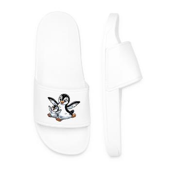 Penguin mother and child frolicking - Men’s Pool Sliders - white - Front