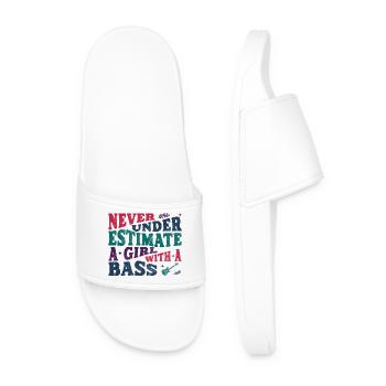 Never underestimate a girl with a bass - Men’s Pool Sliders - white - Front