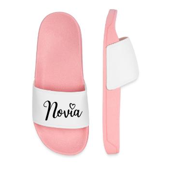 Novia Girlfriend Engagement Bridal Shower Wedding - Men’s Pool Sliders - light pink - Front