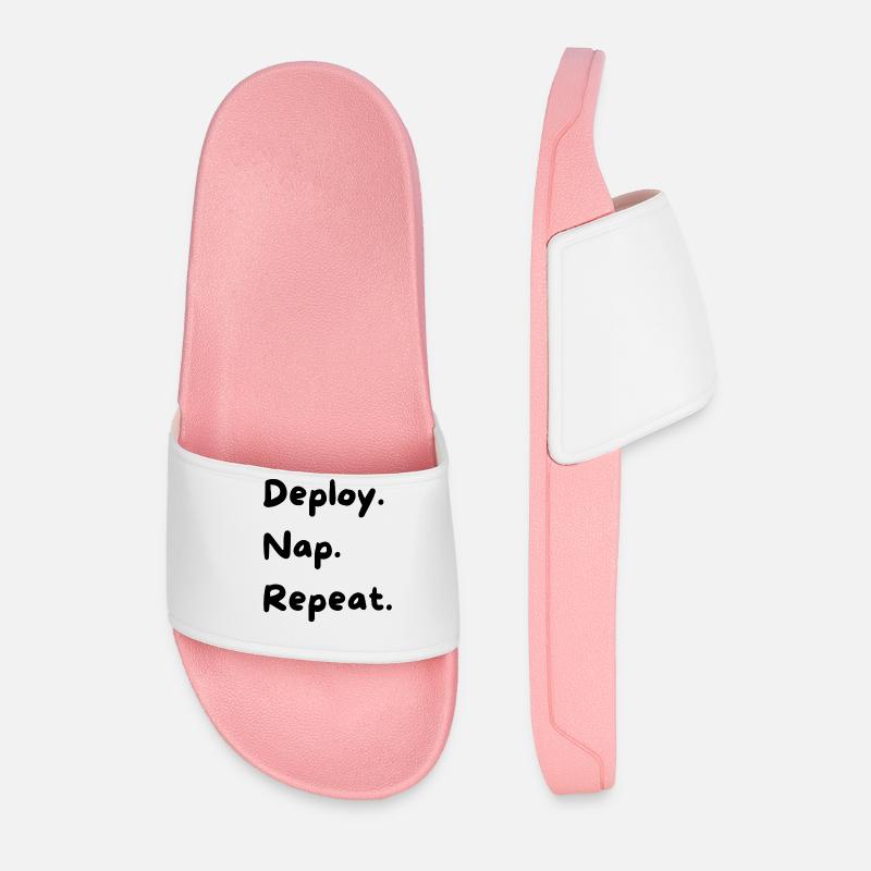 Deploy. Nap. Repeat. - Männer Badelatschen - Hellrosa
