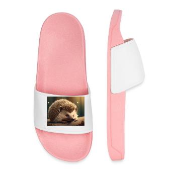 Cute animals doing hibernation – hedgehog - Men’s Pool Sliders - light pink - Front
