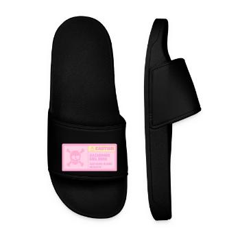 ATTENTION DANGEREUSE FEMME CHEF - Claquettes Homme - noir - Devant